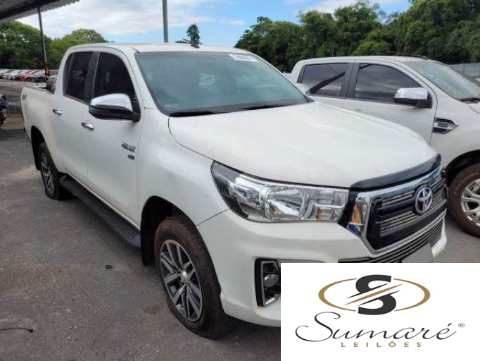 TOYOTA HILUX CD 2021