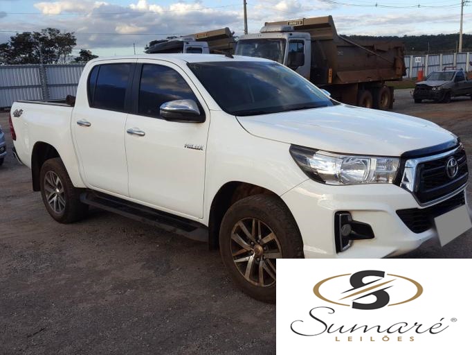 TOYOTA HILUX 2019